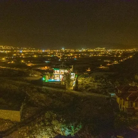 Villa Villarge-hayallerin Oetesinde Bir Tatil Deneyimi-huzurlu Rahat Ve Manzarali
