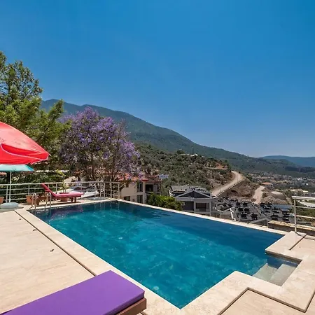 Villarge-hayallerin Oetesinde Bir Tatil Deneyimi-huzurlu Rahat Ve Manzarali Fethiye