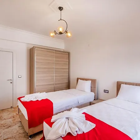 Villarge-hayallerin Oetesinde Bir Tatil Deneyimi-huzurlu Rahat Ve Manzarali Villa Fethiye