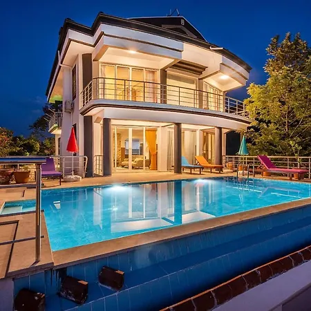 Villa Villarge-hayallerin Oetesinde Bir Tatil Deneyimi-huzurlu Rahat Ve Manzarali